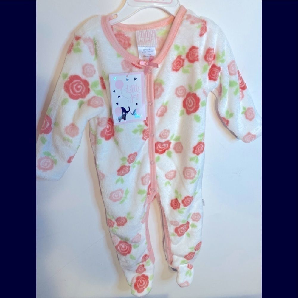 🛍Little joy Girls size 6-9 moths one piece floral Pijama